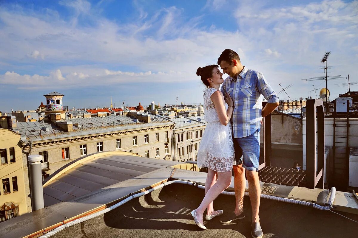 Фотосессия на крыше. Влюбленные на крыше. Парочки в Петербурге. Влюбленные в Питере.