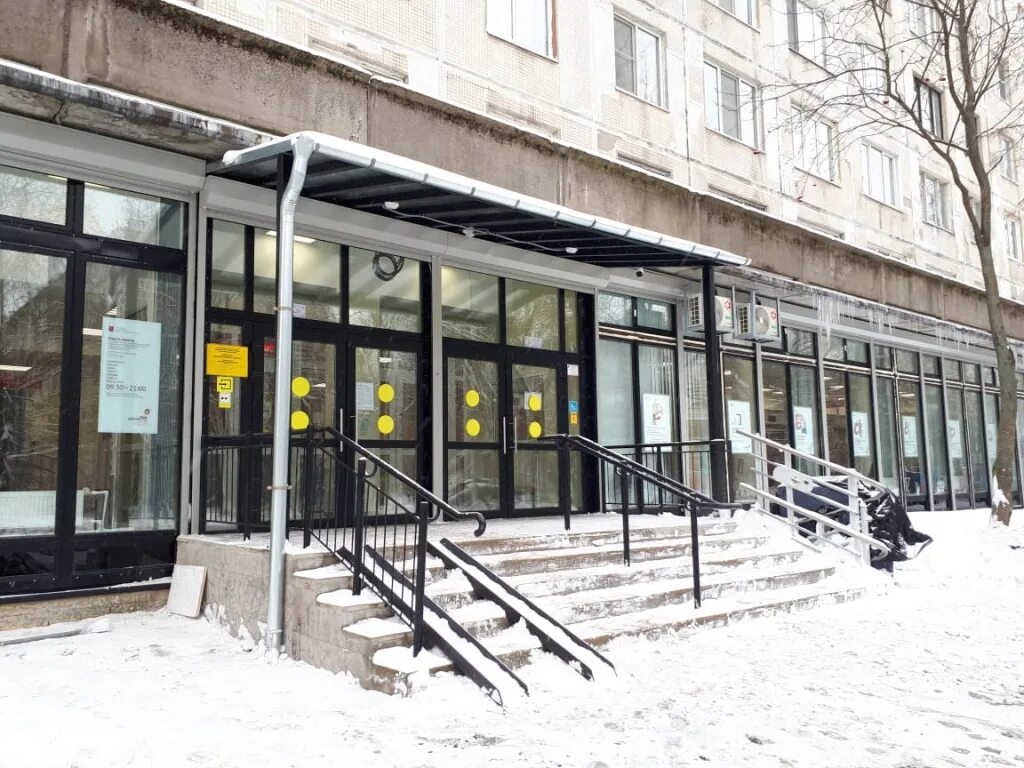 Улица орджоникидзе 34. Г. Санкт-петербург, ул. Мфц на орджоникидзе 31 спб. Улица орджоникидзе санкт-петербург.