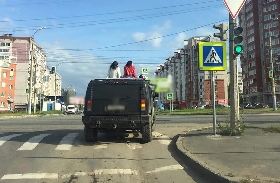 Ижевск люк. ДПС Ижевск. ГИБДД Удмуртии фото. ГИБДД на Удмуртской фото Аня Маровой.