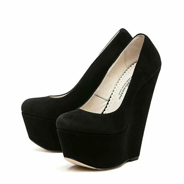 Туфли на платформе. Туфельки на платформе. Обувь на танкетке для женщин. Туфли мэри джейн на высокой танкетке. Летние туфли на платформе.