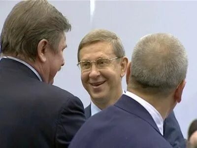 Главный акционер