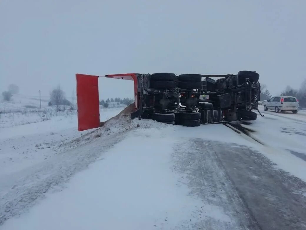 28 декабря 2021 года. Фура зимой. Авария по Дивеевской трассе.