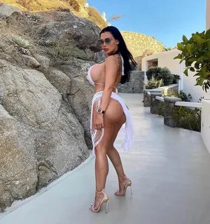 Алетта Оушен (Aletta Ocean) в Instagram (август 2020) .