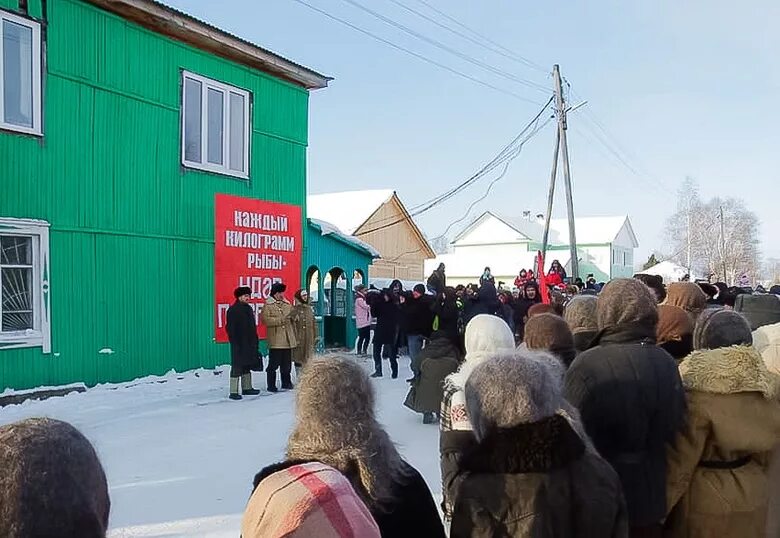 Каргасок парабель. Каргасок томская область. Село каргасок. Парк победы каргасок. Каргасок томская область.