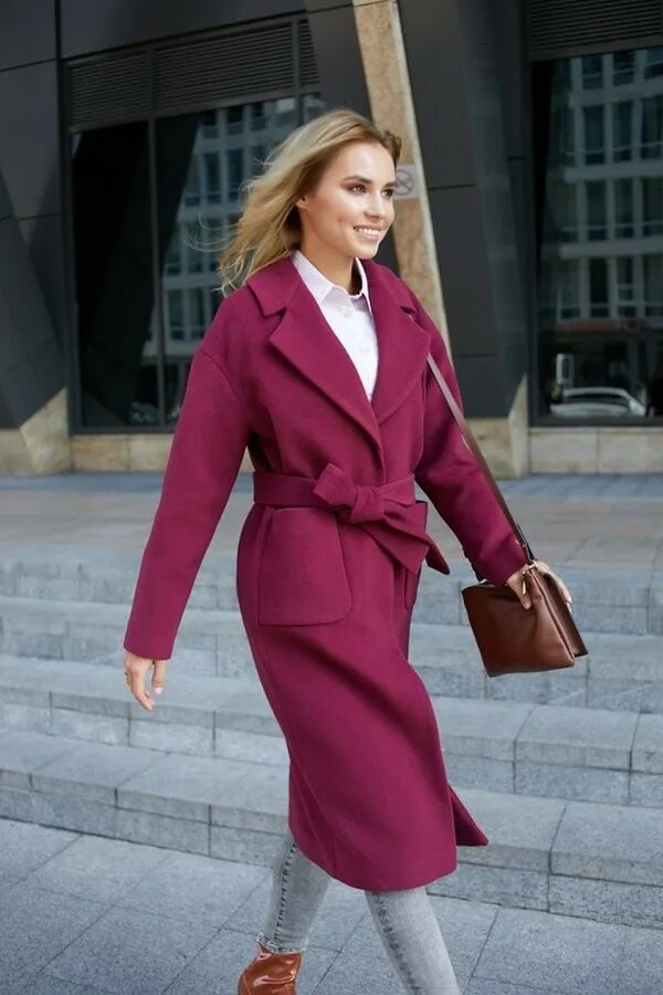 Весеннее пальто. Весенние пальто женские 2024. Весенние пальто женские 2024. Пальто коко шанель. Пальто весеннее женское.