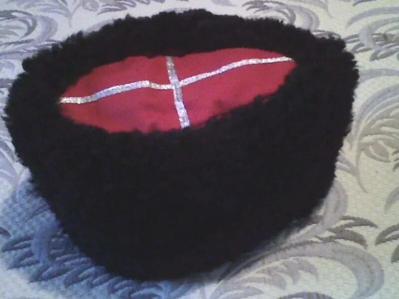 Карабинка папаха. Кубанка казачья терская. Кубанка казачья забайкальская. Как сделать папаху. Кубанка казачья белая.