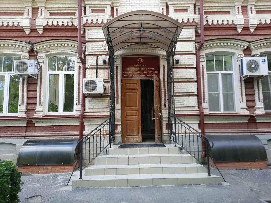6 популярных кинофильмов по произведениям Юлиана Семёнова / Назад в СССР / Back 