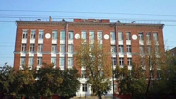 Москва первомайская улица 42 корп 1 семейная. Школа первомайская 42. Школа 444 электрозаводская. Школа 1290 измайлово. Первомайская улица 42.