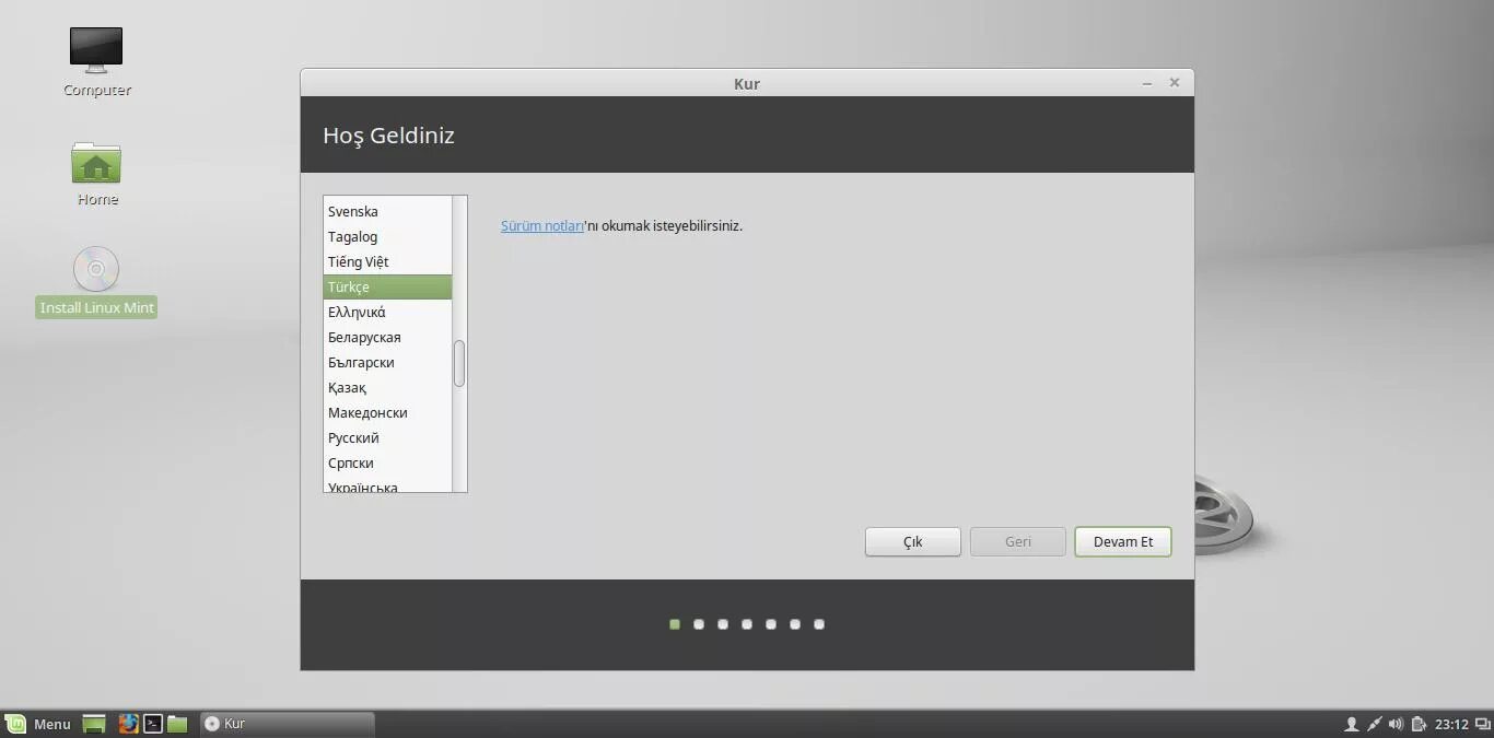 Tray linux. Linux mint rdesktop. grub customizer linux mint 20.