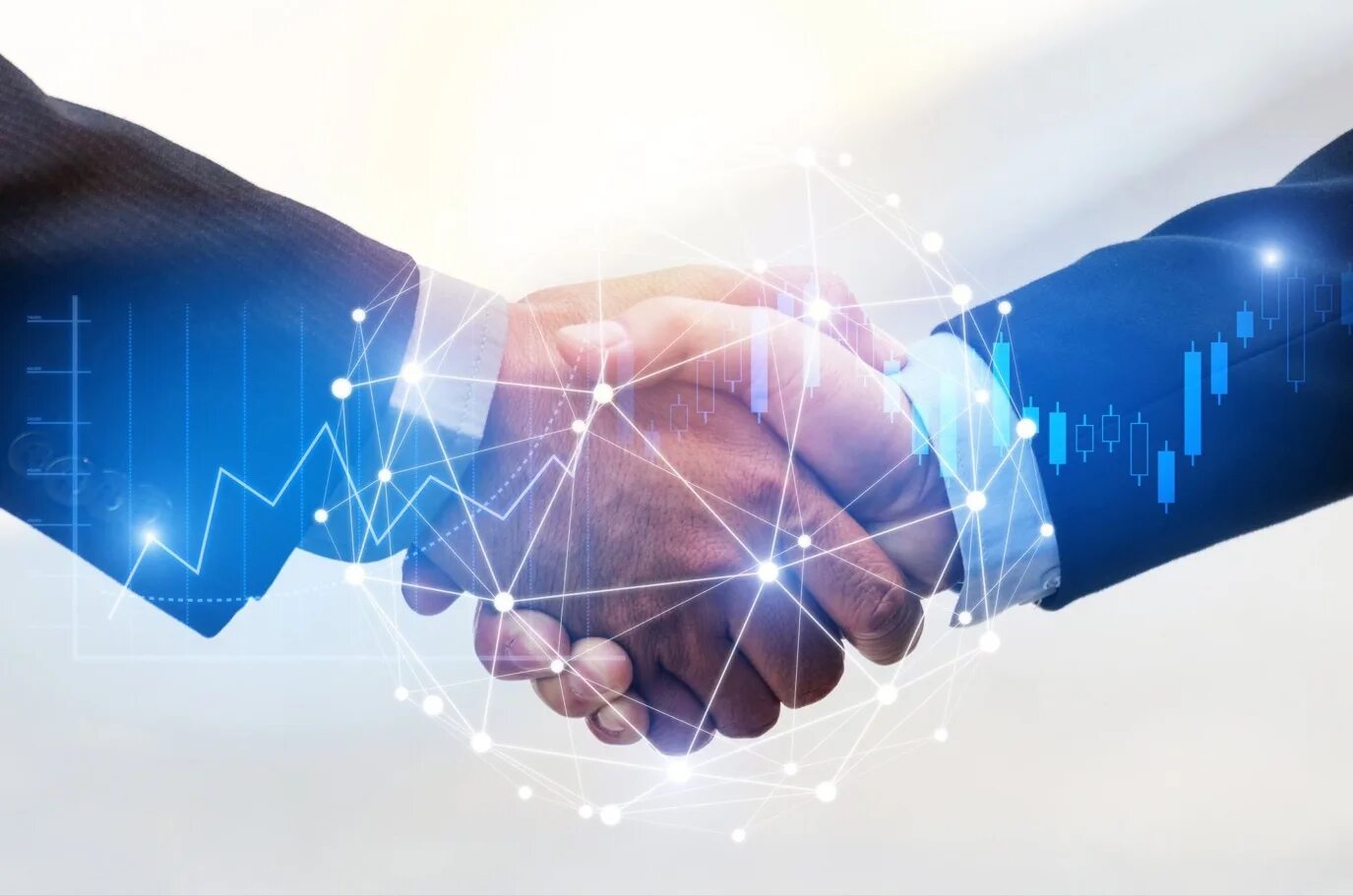Креатив партнер. Strategic partner. Strategy partners логотип. Переговоры рукопожатие. Strategy partners логотип.