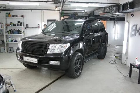 Empire detailing