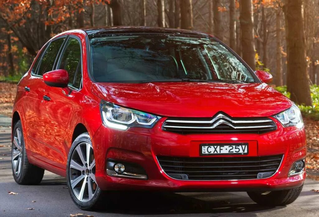 Ситроен с4 хэтчбек 2015. Citroen c4 2015 хэтчбек. Ситроен с4 хэтчбек Рестайлинг. Новый Ситроен с4 хэтчбек. Ситроен с4 b7 хэтчбек