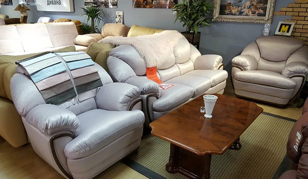 Торговый центр европа тамбов. Мебельный центр в европе. Европы мебельные магазины. Трия тамбов. Европы мебельные магазины.