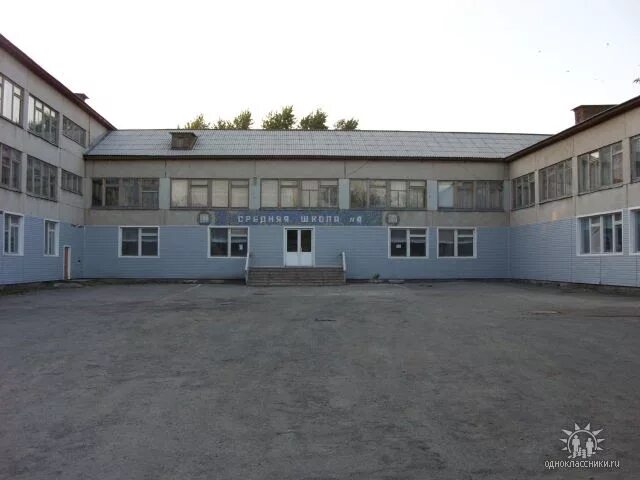 Сош 4 богданович. Школы города артемовский свердловской области. Школа 6 город артемовский свердловская область. Моршанск 3 школа 1 корпус. Город богданович школа 1.