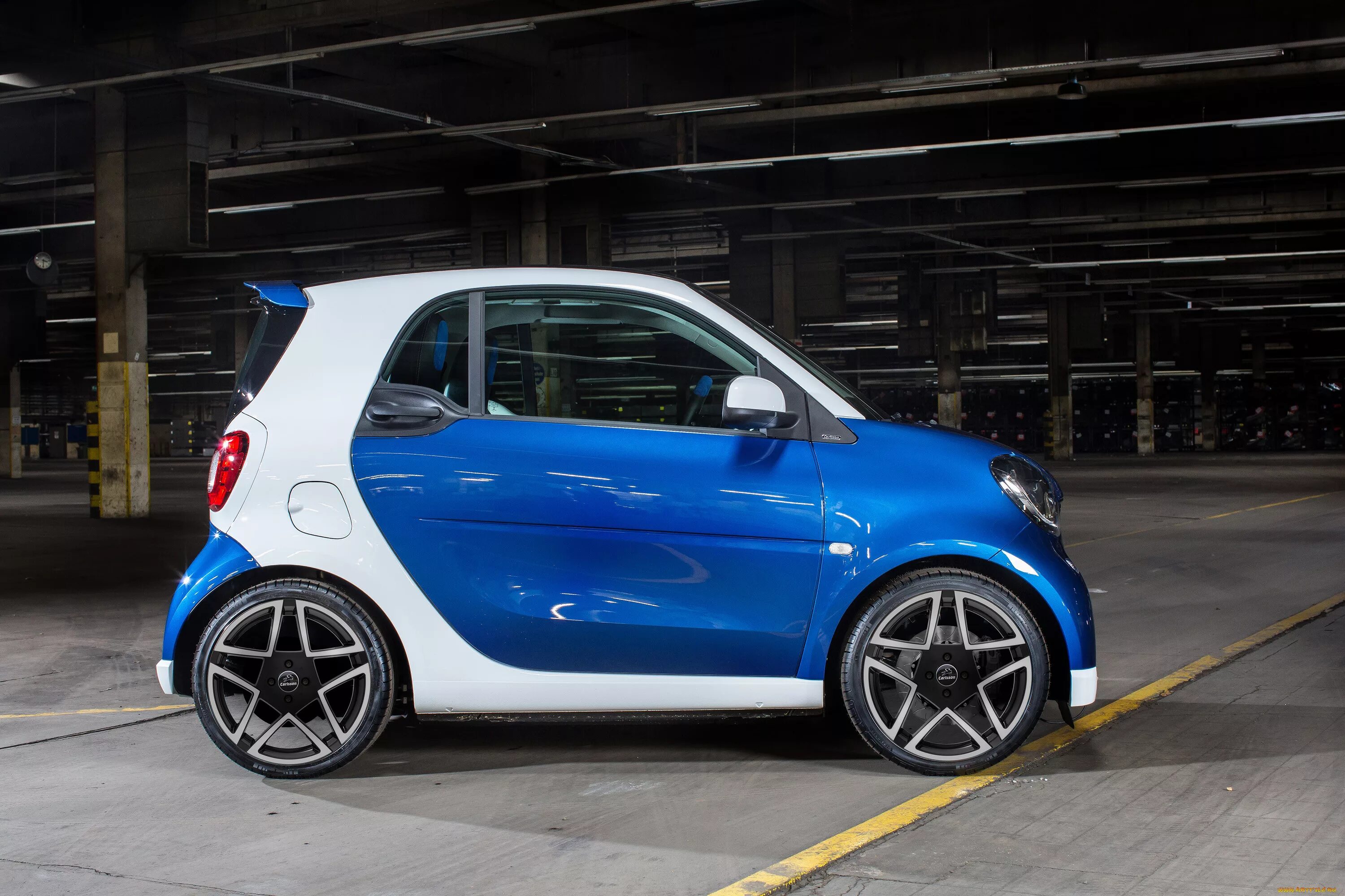 Smart automatic. Smart fortwo 453. авто smart fortwo 453. mercedes smart fortwo 2015. mercedes smart fortwo 2015 size.