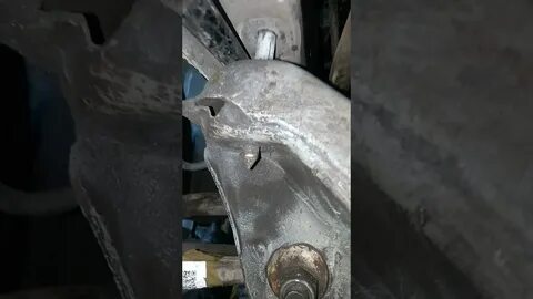 Вибрация после замены опор двигателя