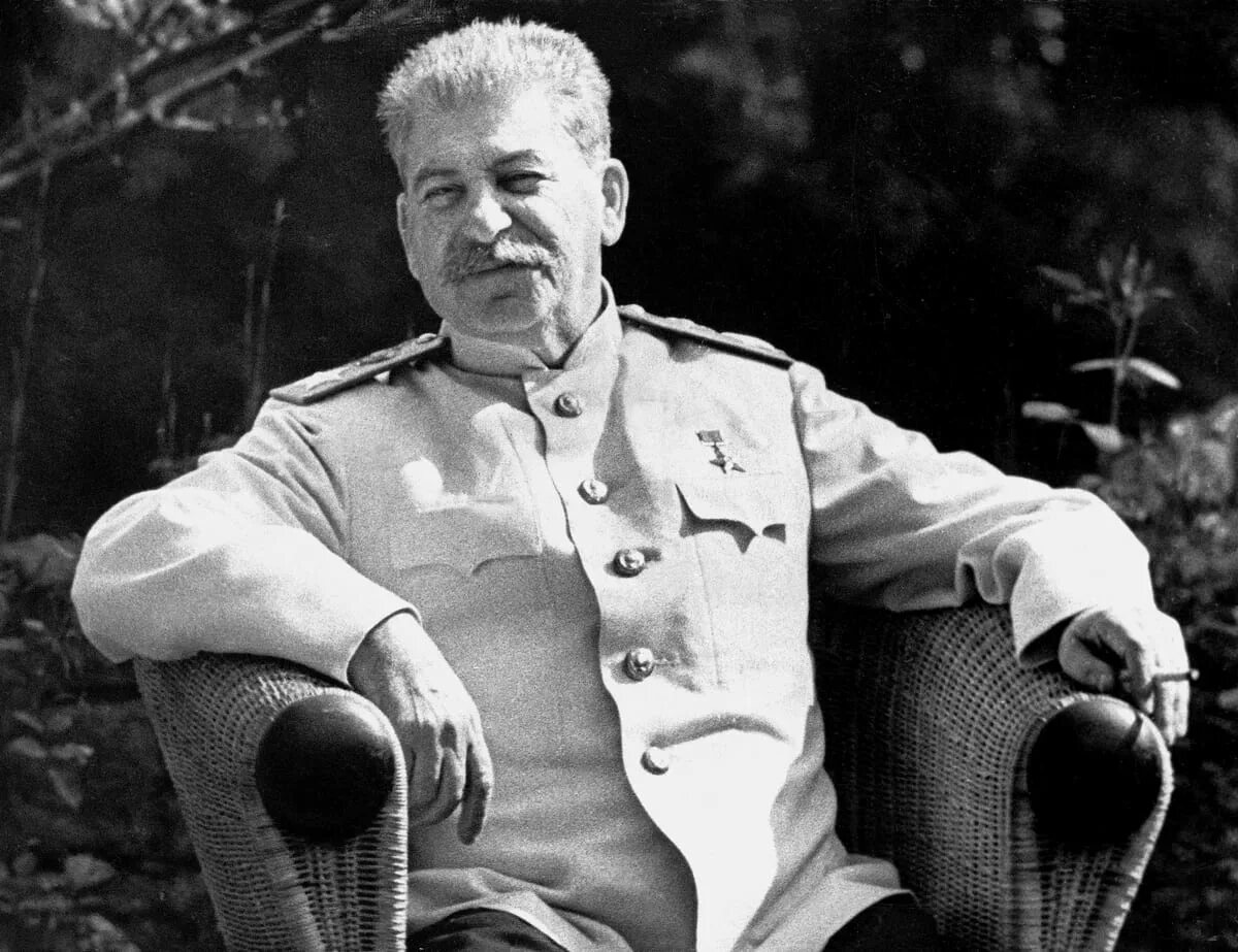Иосиф сталин жив. Иосиф сталин 1953. сталин иосиф виссарионович 1945. сталин фото. ф. решетникова &quot;генералиссимус и.в. сталин&quot; (1948).