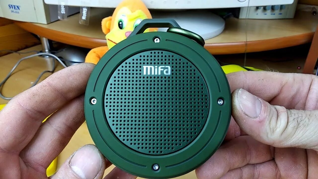 Колонка тихо играет через блютуз. Колонка mifa. беспроводная колонка mifa. портативная колонка mifa. колонка мифа f10.