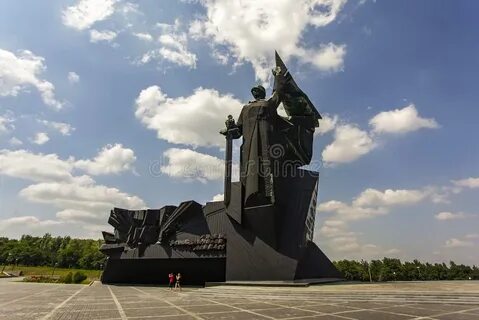 Памятник освободителям донбасса