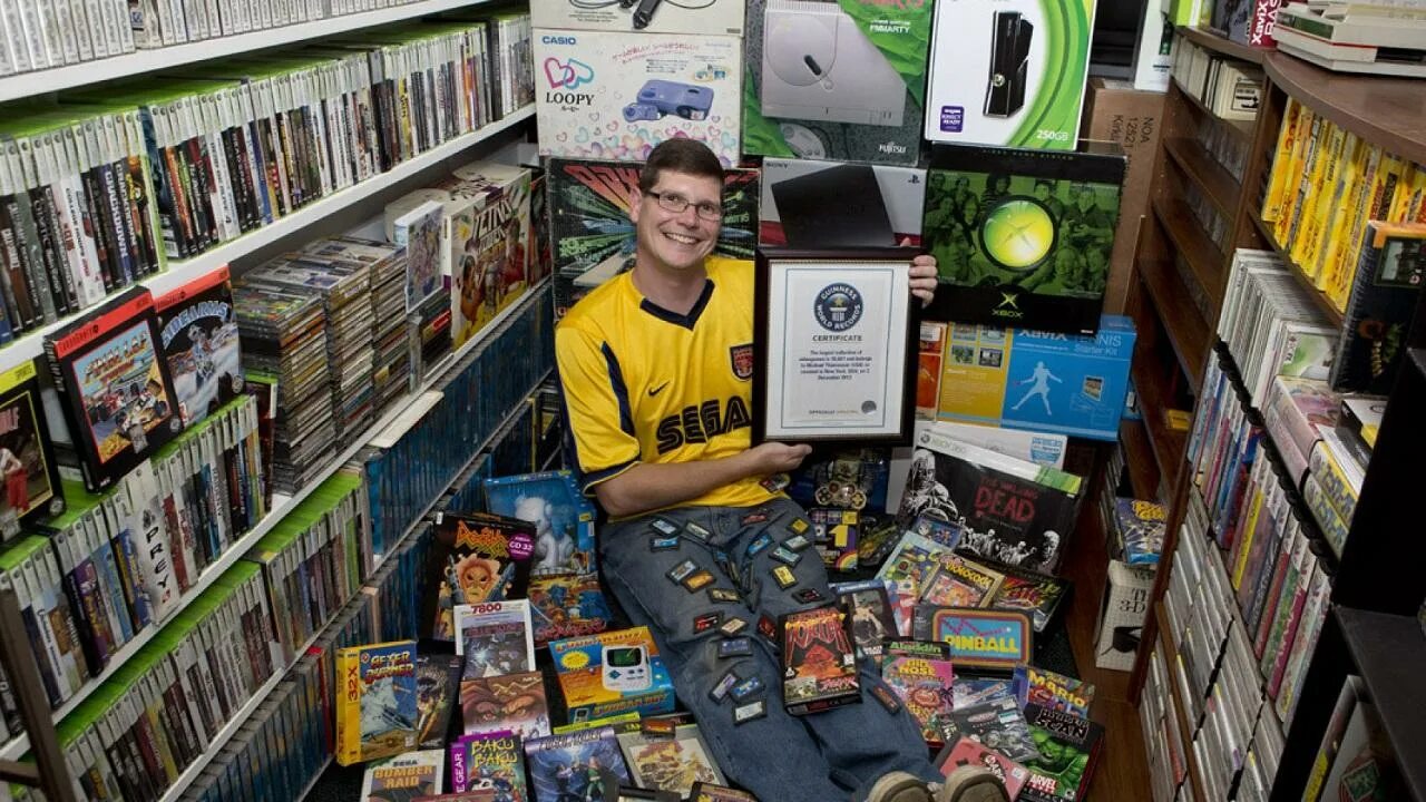 комната коллекционера видеоигр. коллекционеры видеоигры. коллекционеры видеоигры. коллекционеры видеоигр. большая коллекция видеоигр.