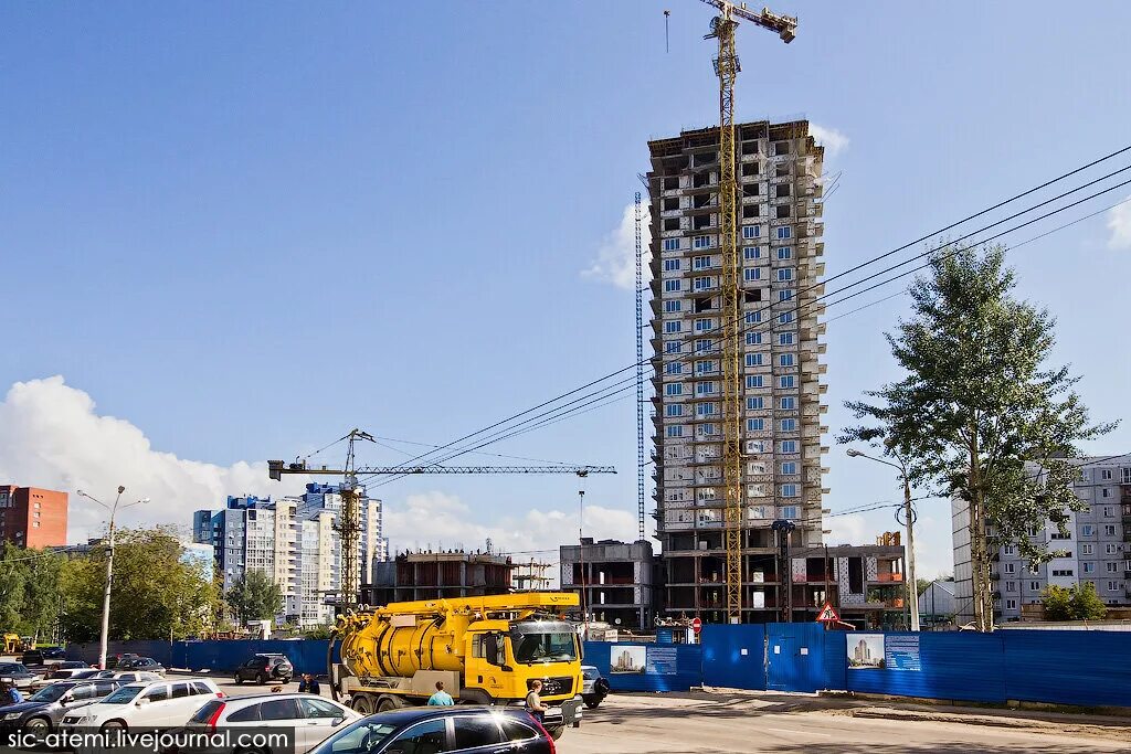 Нижний новгород высокие здания. Нижний новгород высотки. Стройка нижний новгород. Жк корабли нижний новгород. Стройка нижний новгород.