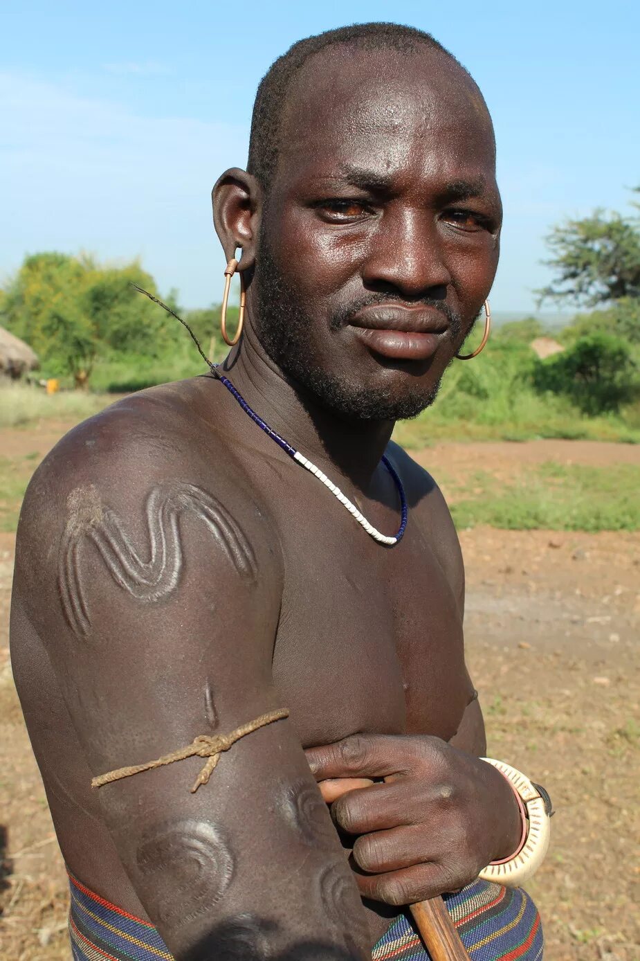 огромный накаченный афроамериканец. мистер бэнкс афроамериканец. негр селфи. правда ли что у негров больше. здоровый накаченный негр.