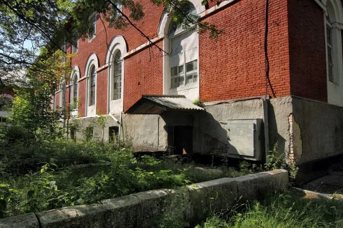 аракчеевские казармы новоселицы. аракчеевские казармы новоселицы. аракчеевские казармы новоселицы. аракчеевские казармы в новгородской области новоселицы. новоселицы казармы.