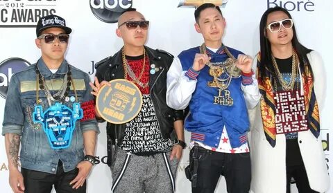 Far east movement rattle
