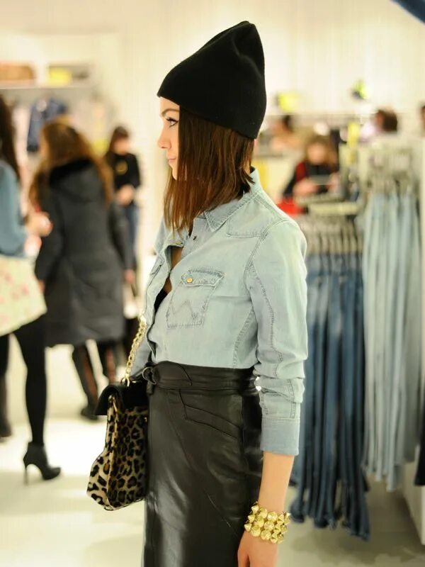 Магазин образ. Street Style магазин одежды. Bershka стиль. Имидж магазина.