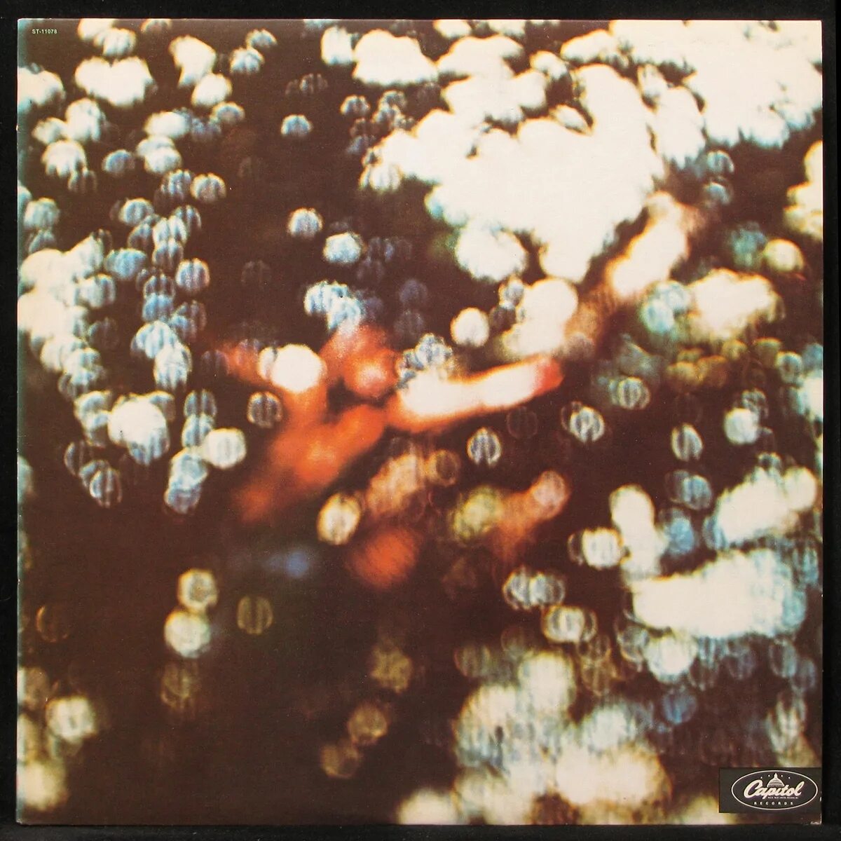 Obscured by clouds. Pink floyd obscured by clouds 1972. 1972 obscured by clouds. pink floyd obscured by clouds обложка. pink floyd 1972 obscured by clouds обложка альбома.