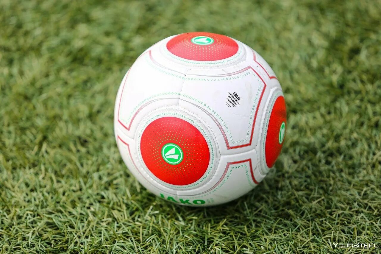 Эстафета прокати мяч. Набор ракеток с мячом. Мяч в игре!. Игра ball. Теннисная ракетка и мячик.