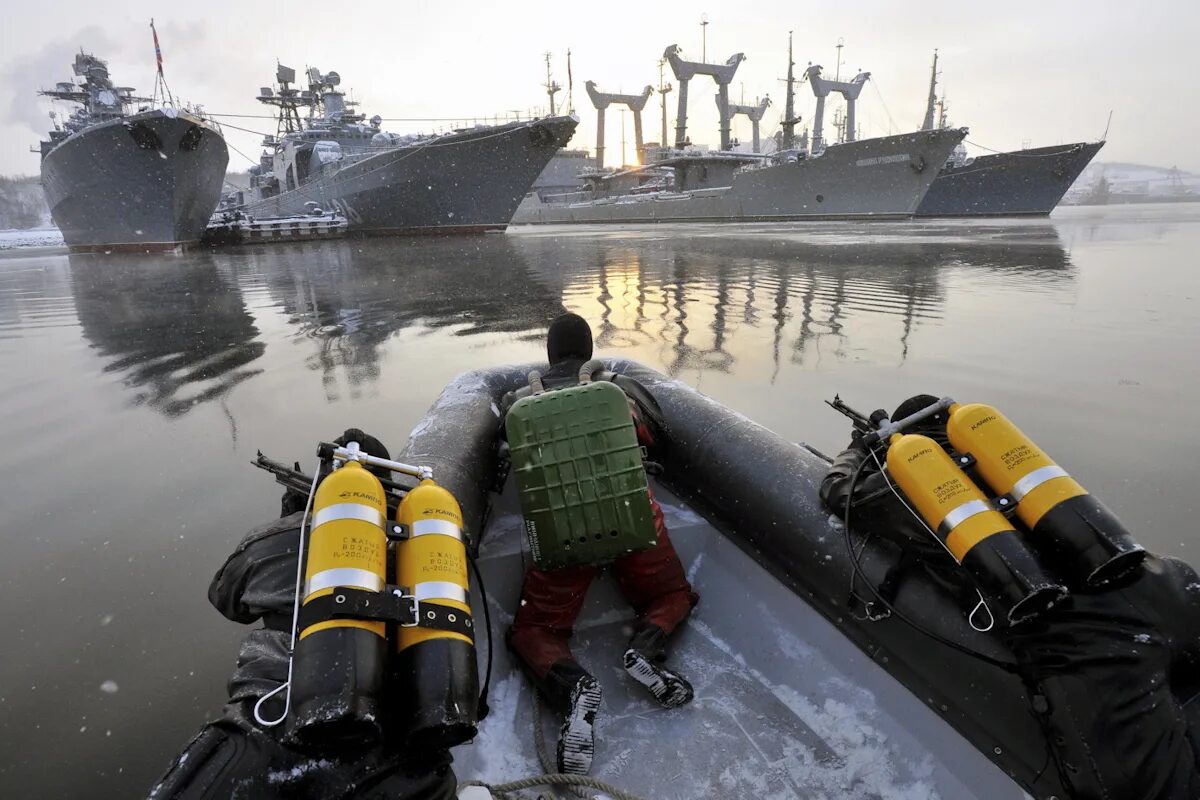 Водолазы вмф россии. Холуай спецназ тоф 2020. Спецназ пдсс вмф. Холуай спецназ тоф 2020. Водолаз пдсс.