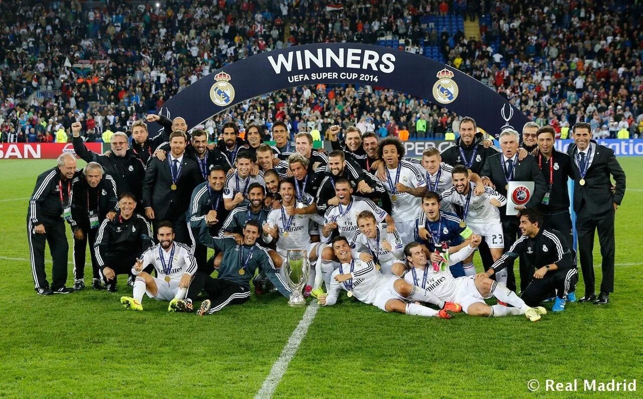 El real madrid. El real madrid. Фото футбольной команды реал мадрид. Реал мадрид фото. El real madrid.