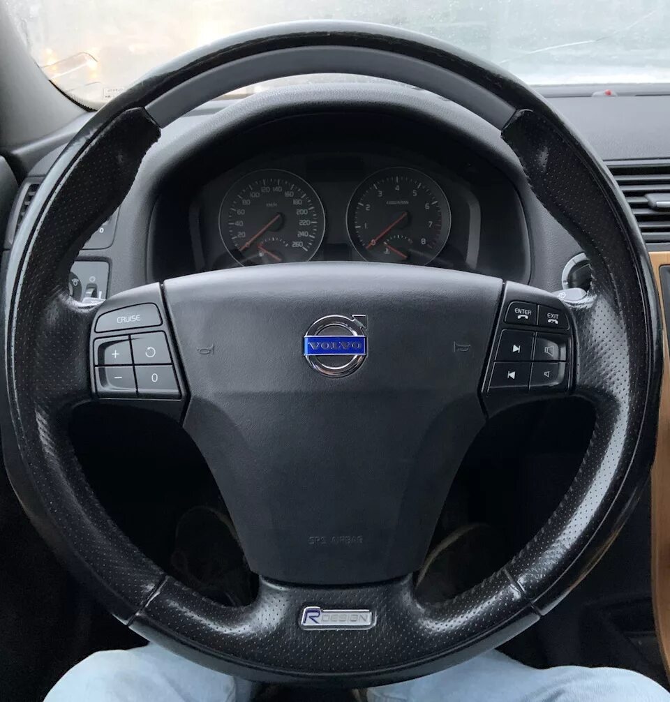 Вольво тяжелый руль. Volvo s80 ii руль. Руль вольво s60 2011. Вольво тяжелый руль. Руль вольво хс90.