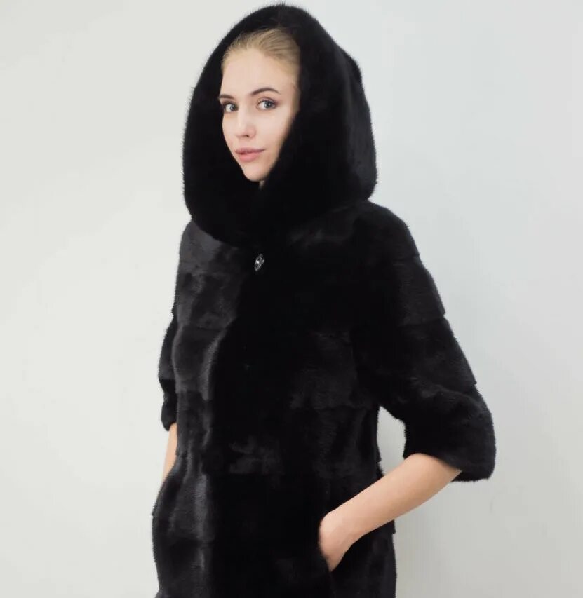 Норковая шуба (цвет черный, модель 62-87, размер 38, бренд "winter lover", греция);. Норковая шуба махагон с капюшоном 90см. Шуба с норковым капюшоном. Шуба с норковым капюшоном. Шуба с норковым капюшоном.