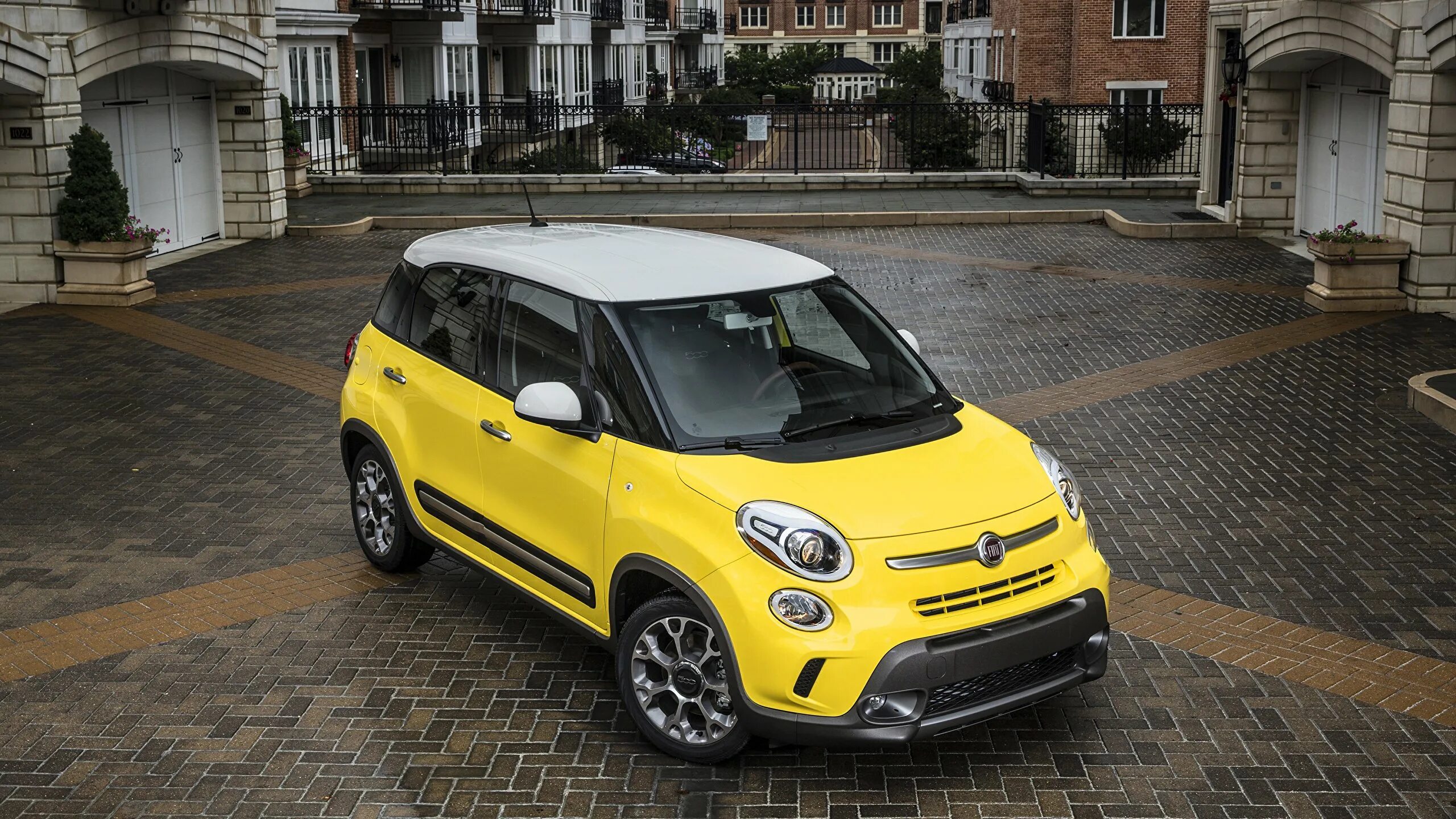 L have car