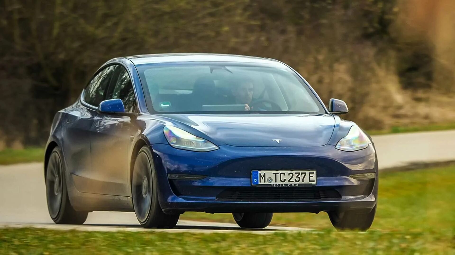 Tesla model 3 performance