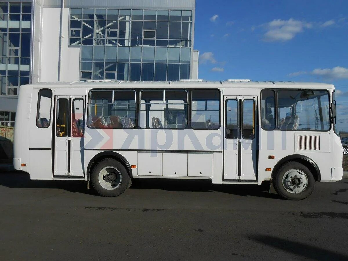 Колеса автобуса паз. ПАЗ 4234 И 3205. ПАЗ 4234 новый. ПАЗ-3205 новый удлиненный. ПАЗ удлиненный 4234.