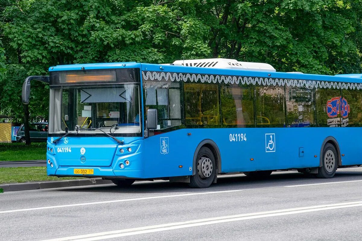 Ясенево транспорт. Автобус Москва. Российские автобусы. Московский автобус. Автобус Мосгортранс.