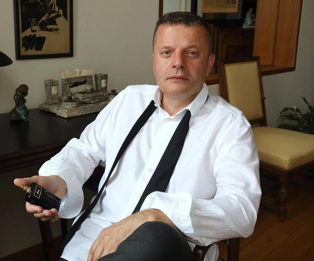 Парфенов где сейчас работает и живет. Леонид парфенов 2025. парфёнов леонид инстаграм. леонид парфенов фото. бриони парфенов.