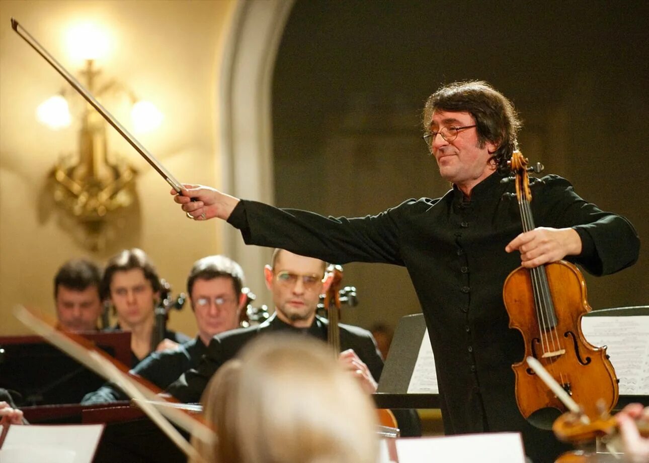 Вики музыкальные руководители. Вики музыкальные руководители. Эстонский дирижёр. Дирижер коробов феликс павлович. Известный дирижер владимир федосеев.