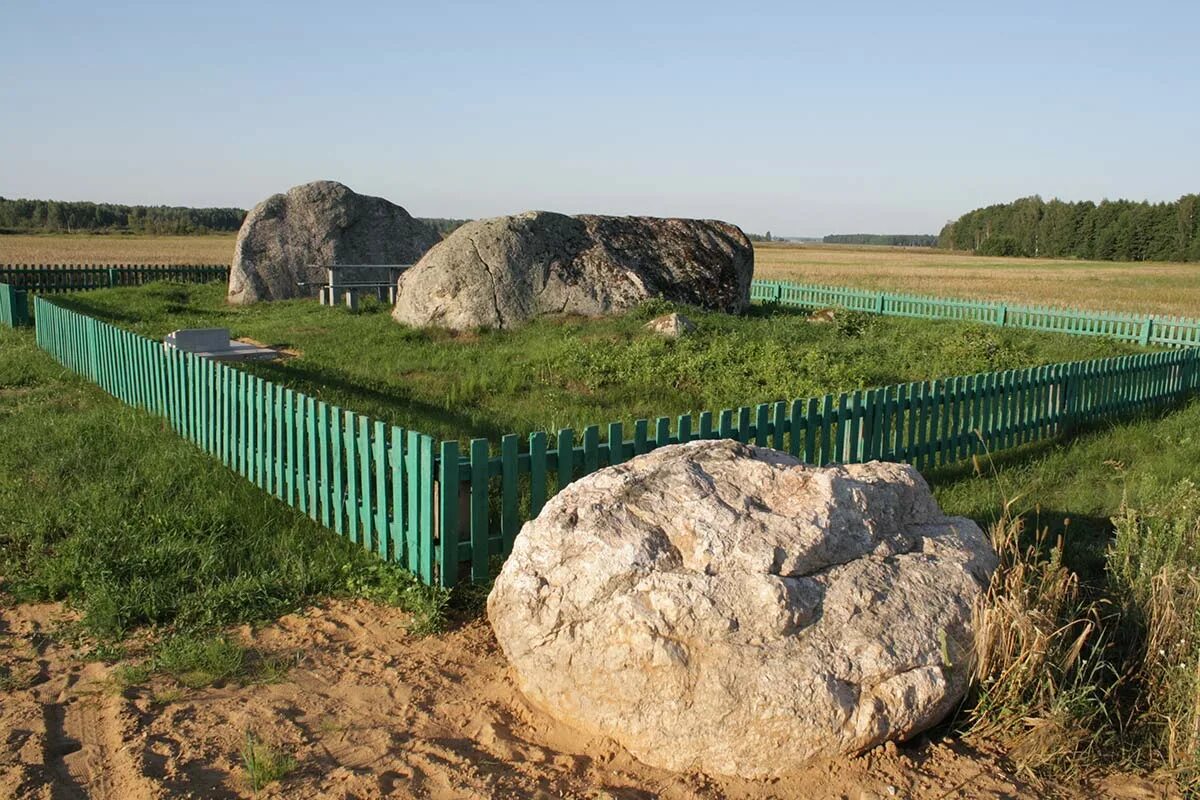 Слободский сельсовет. Каменная деревня. Деревня Камено. Деревня каменный Хутор. Деревня РУМОК Узденский район.