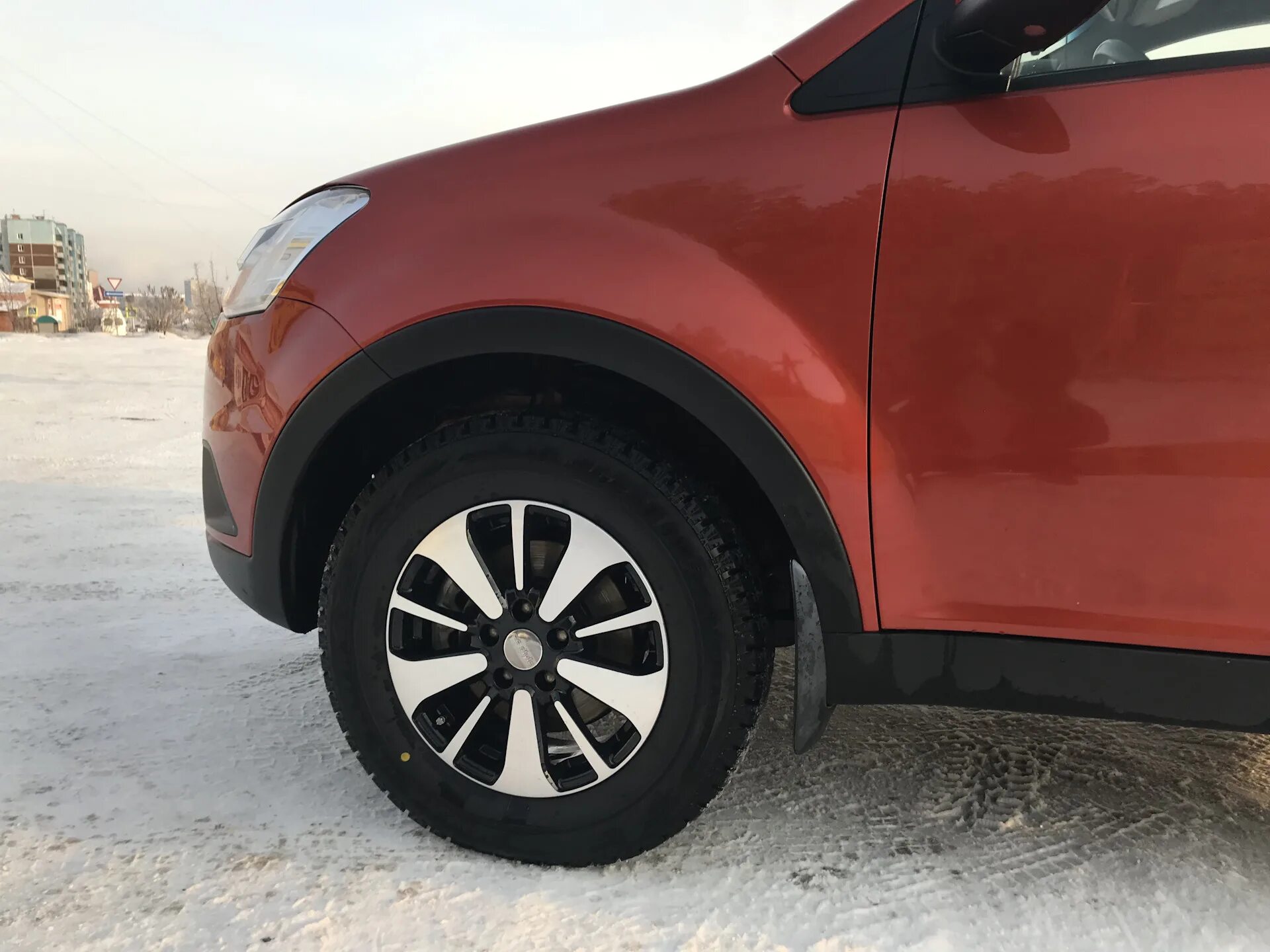 Санг йонг колеса. Диски r18 ssangyong actyon. actyon 17 диски. ssangyong actyon new на колесах 18r. ssangyong actyon 2014 диски r18.