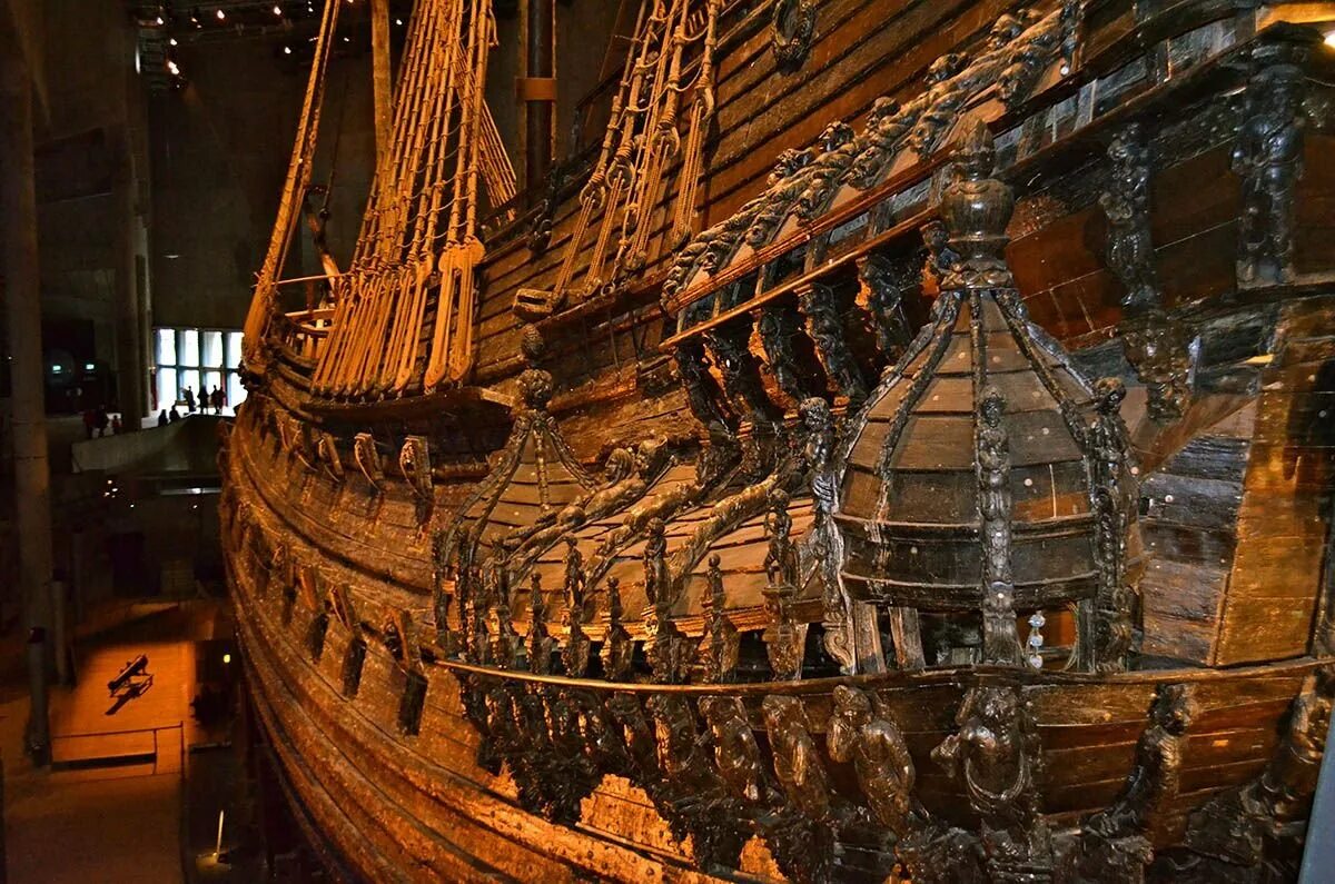 Деревянные парусные корабли. Музей васа в швеции. Hms victory линкор. Деревянные модели кораблей. Чжэн хэ корабль.