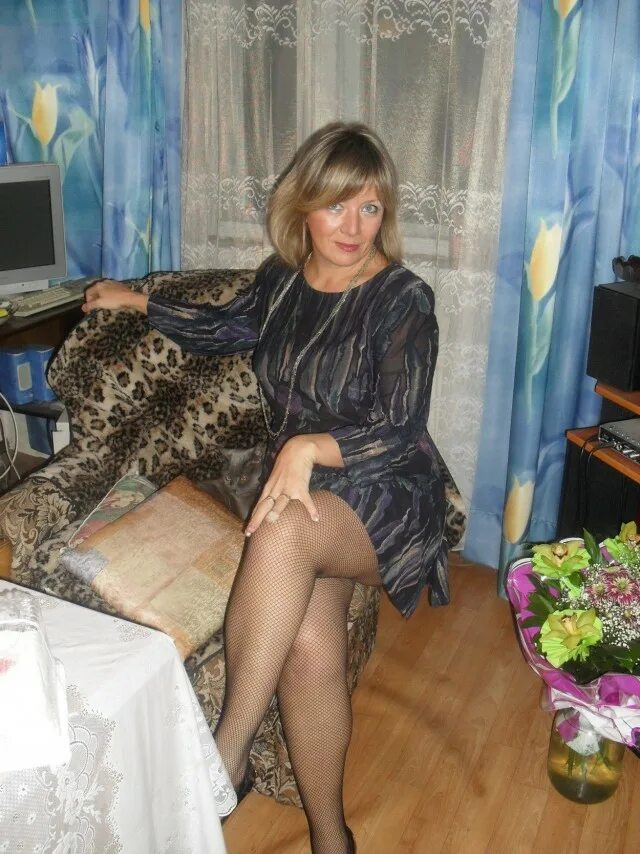 Русские пожилые мамы. Взрослые русские женщины. Взрослая женщина.