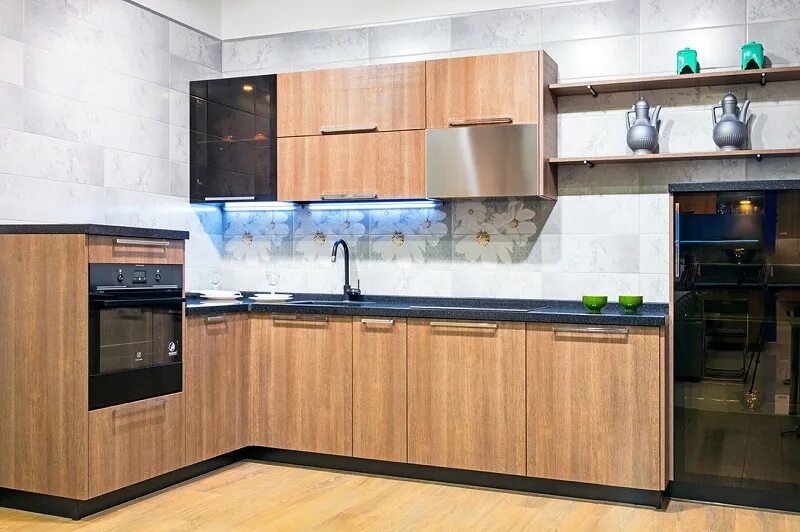 Кухонные компании отзывы. Кухонный завод кухни. Белорусские кухни пинскдрев. Кухонные компании отзывы. Кухни фирмы.