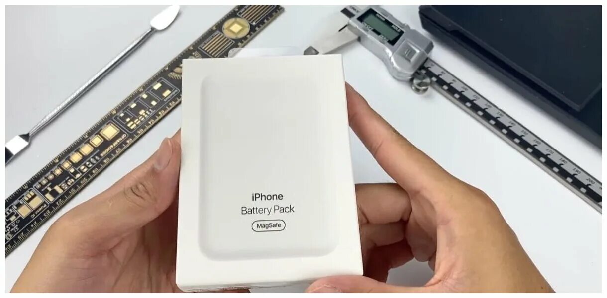 Magsafe аккумулятор купить. Внешний аккумулятор Apple MAGSAFE Battery. Аккумулятор Apple MAGSAFE Battery Pack. MAGSAFE iphone 12. MAGSAFE Battery Pack iphone 12.