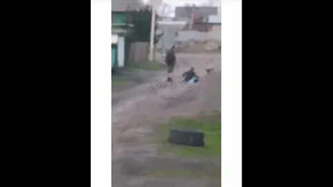 В гатчине мужчина ударил