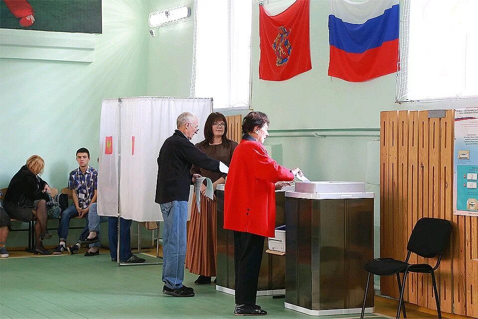 Выборы ли. Выборы президента 2006. Выборы 2006 года в России президента. Экзит пул на выборах.