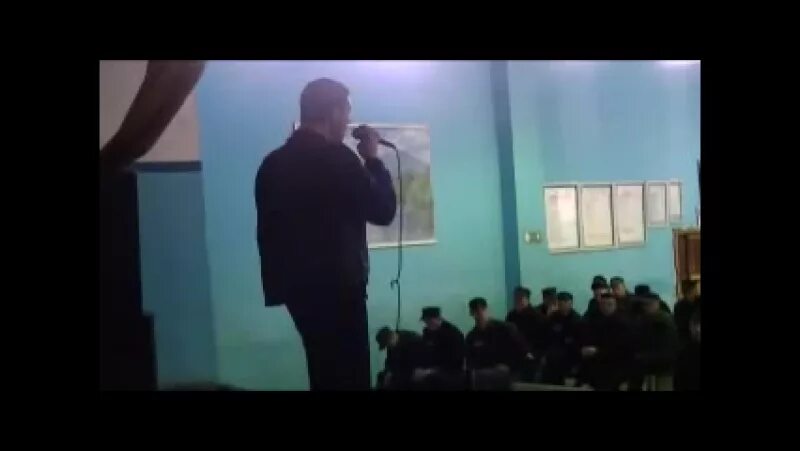 Душу арестантскую песня